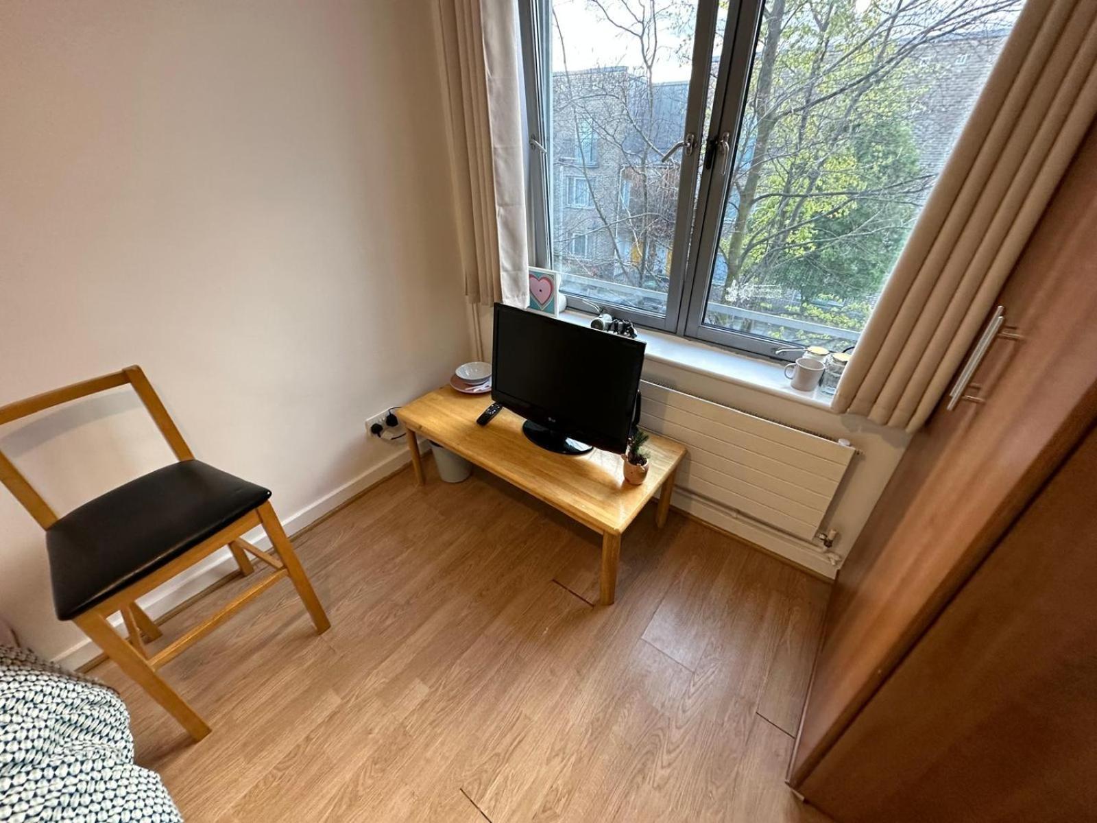Newbury Apartment London Bagian luar foto