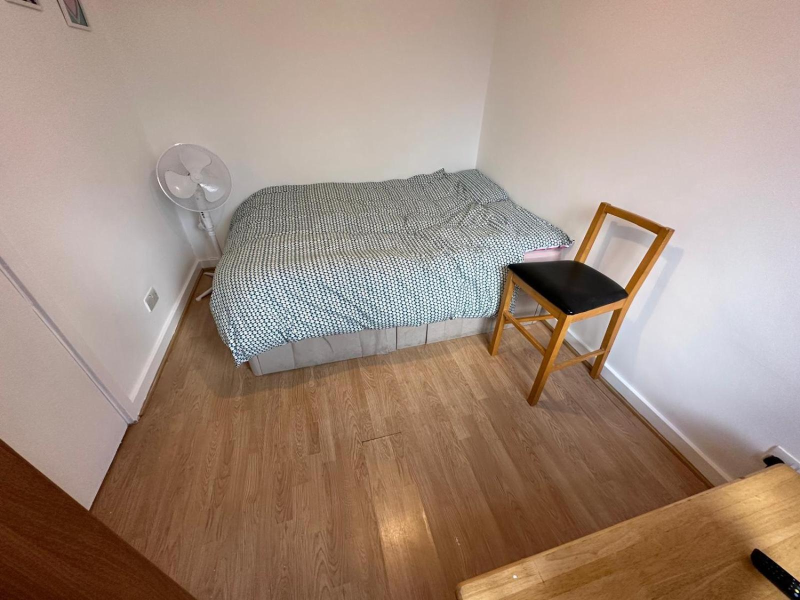 Newbury Apartment London Bagian luar foto