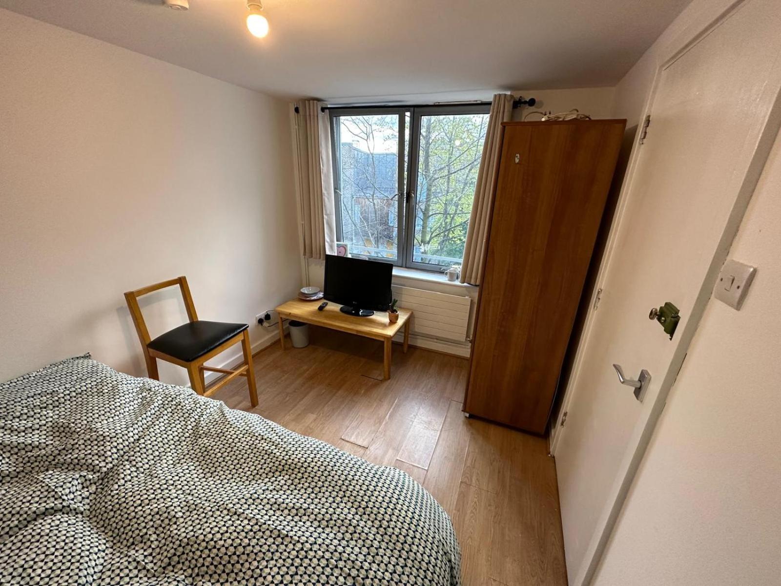 Newbury Apartment London Bagian luar foto