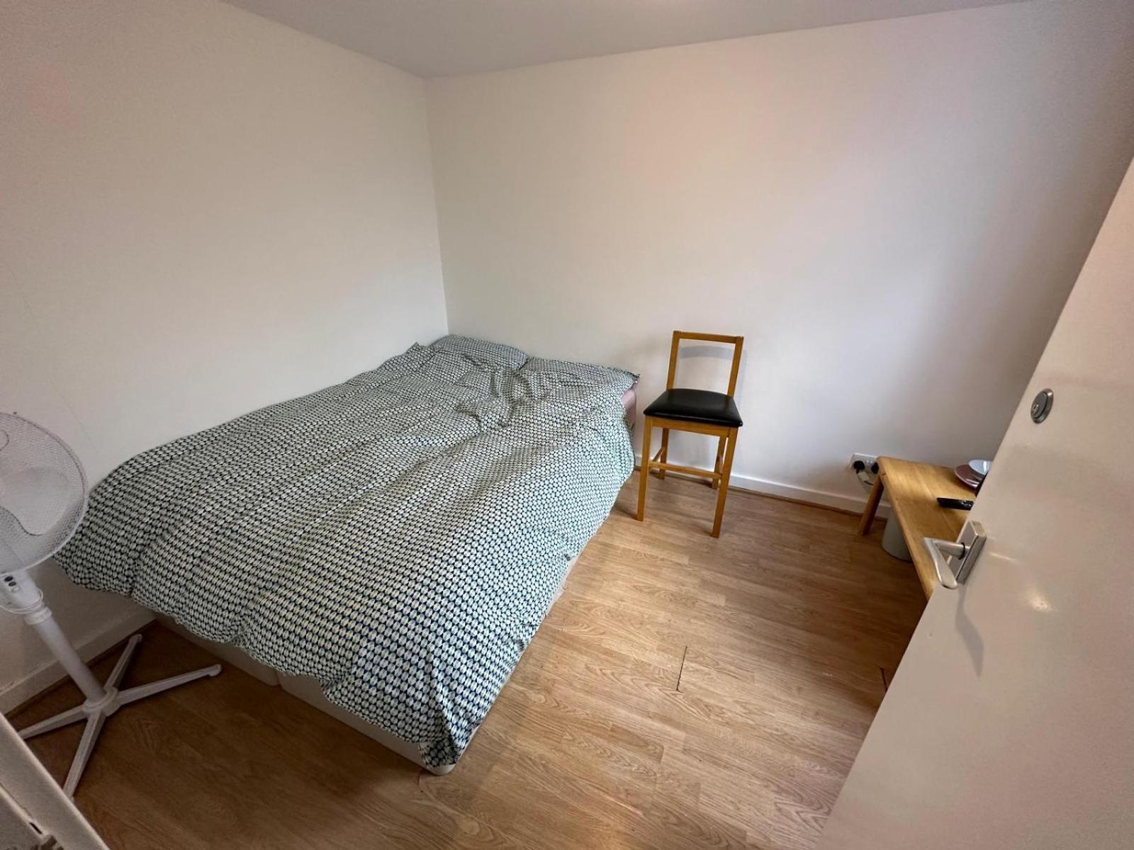 Newbury Apartment London Bagian luar foto