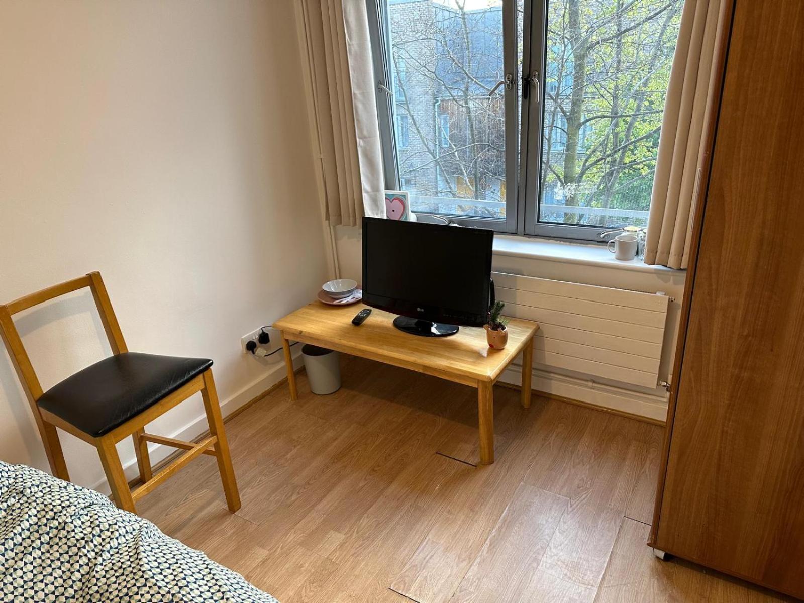 Newbury Apartment London Bagian luar foto