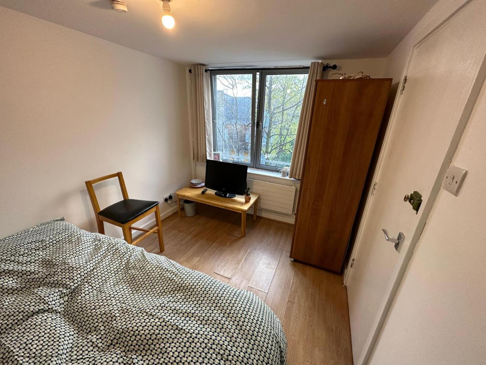 Newbury Apartment London Bagian luar foto